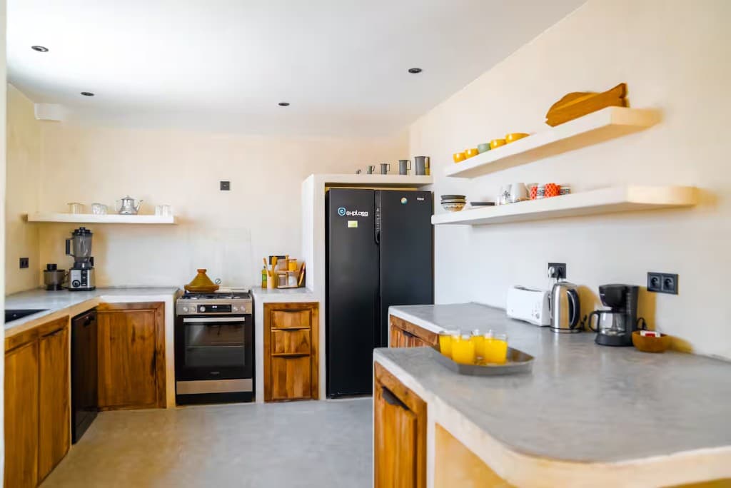 Fully equipped kitchen